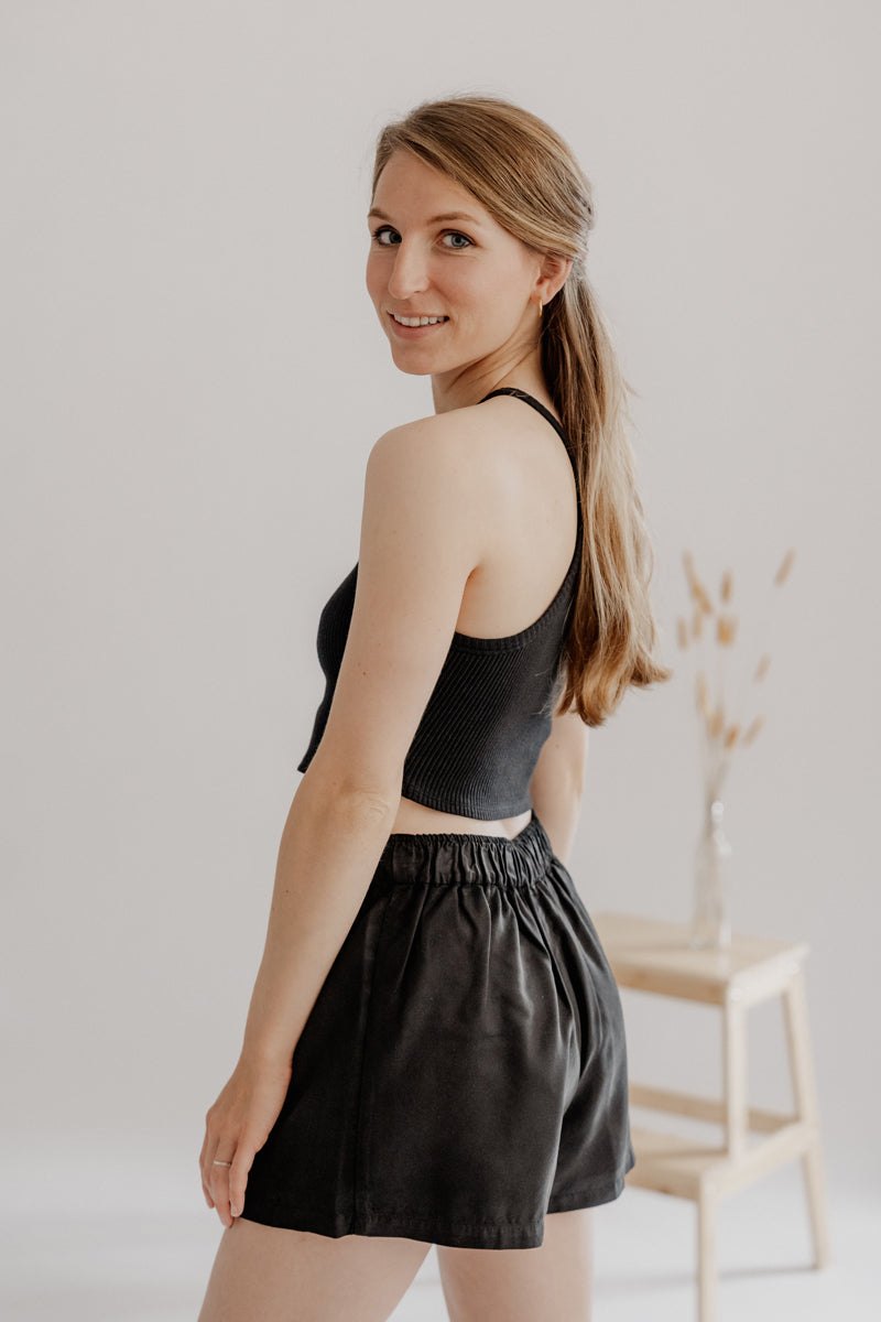 Shorts LIA aus Tencel - Schwarz