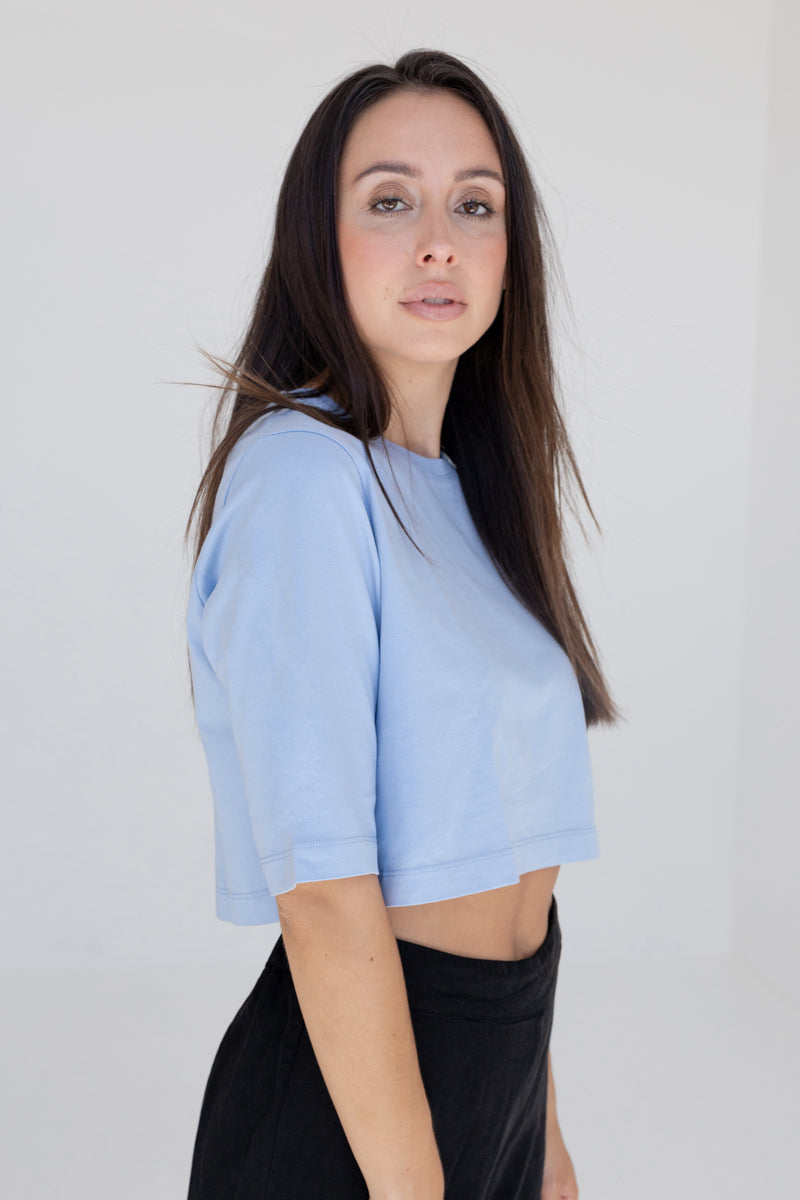 Crop-Top ELISA aus Bio-Baumwolle - Hellblau