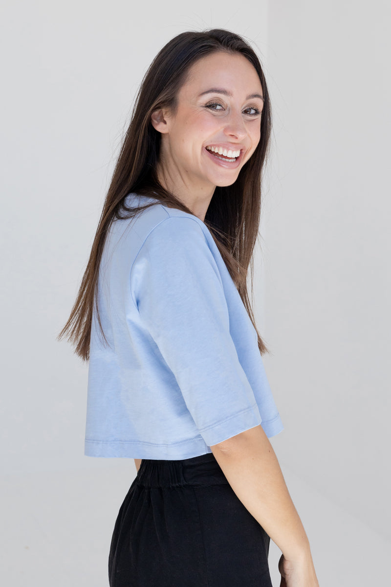 Crop-Top ELISA aus Bio-Baumwolle - Hellblau