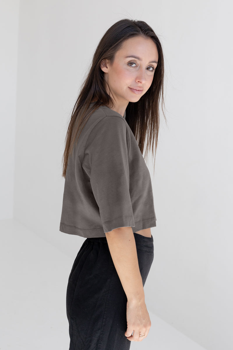 Crop-Top ELISA aus Bio-Baumwolle - Olive