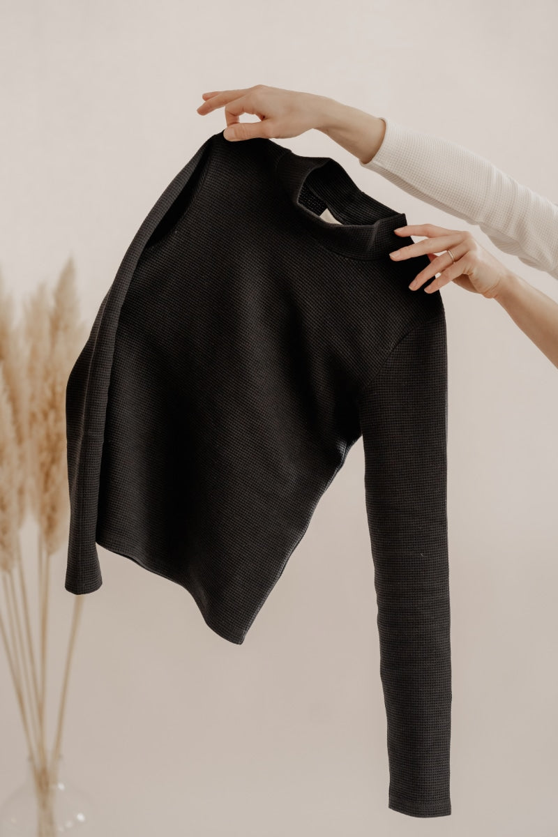 Stand-up collar longsleeve CLARA made of organic cotton - black